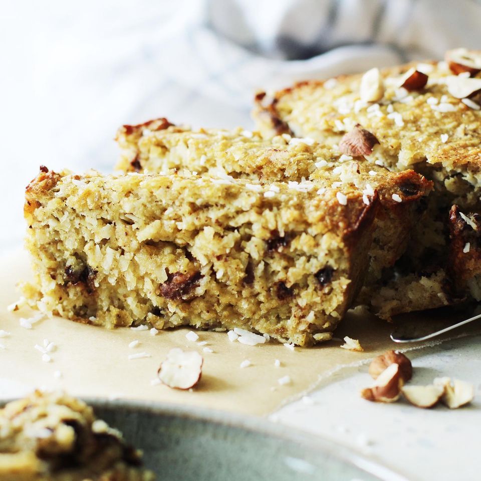 Bananenbrot mit Haselnüssen und Zartbitterschokolade