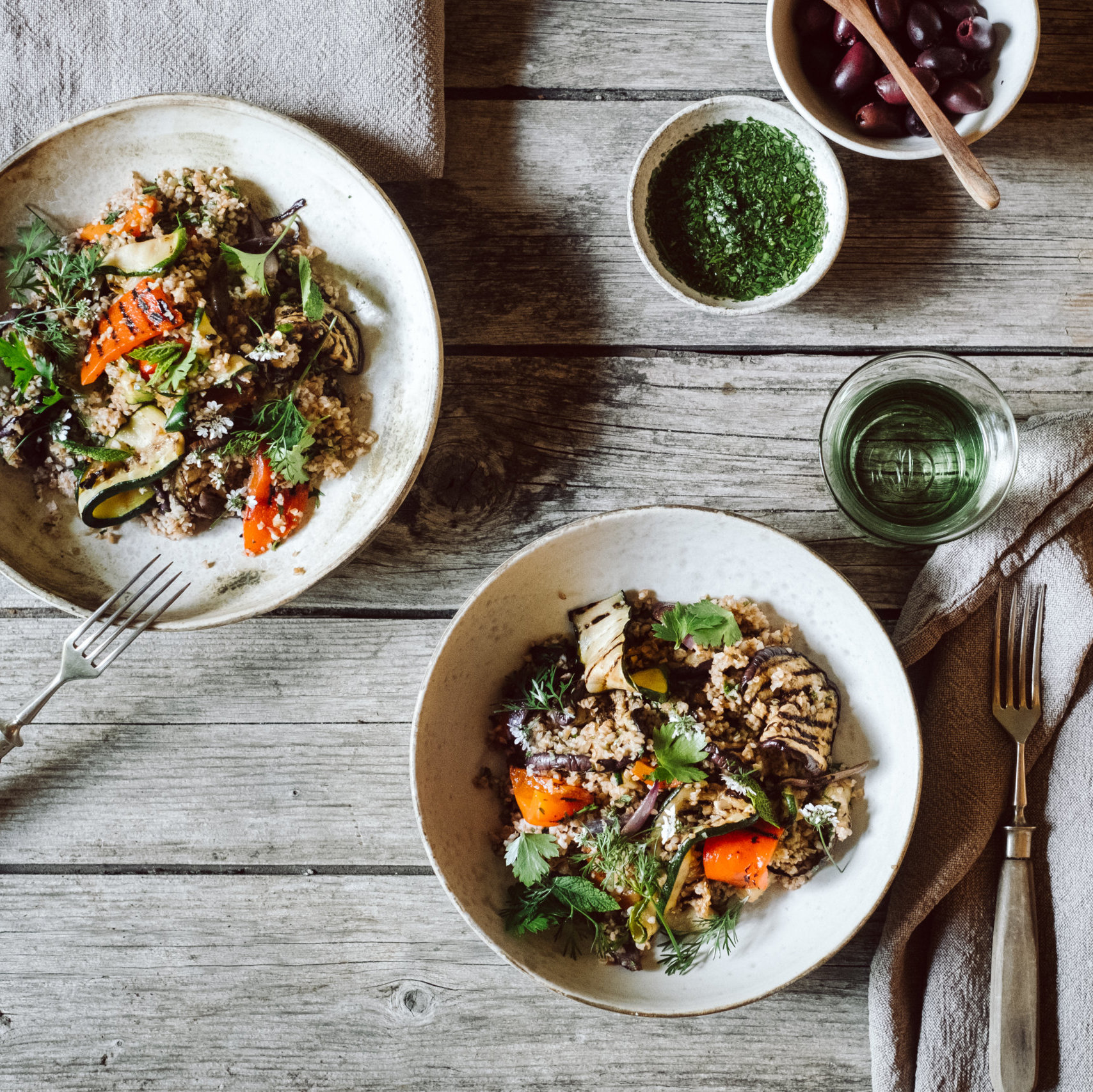 Blogger:innen-Rezept: Grillgemüse-Bulgur-Salat