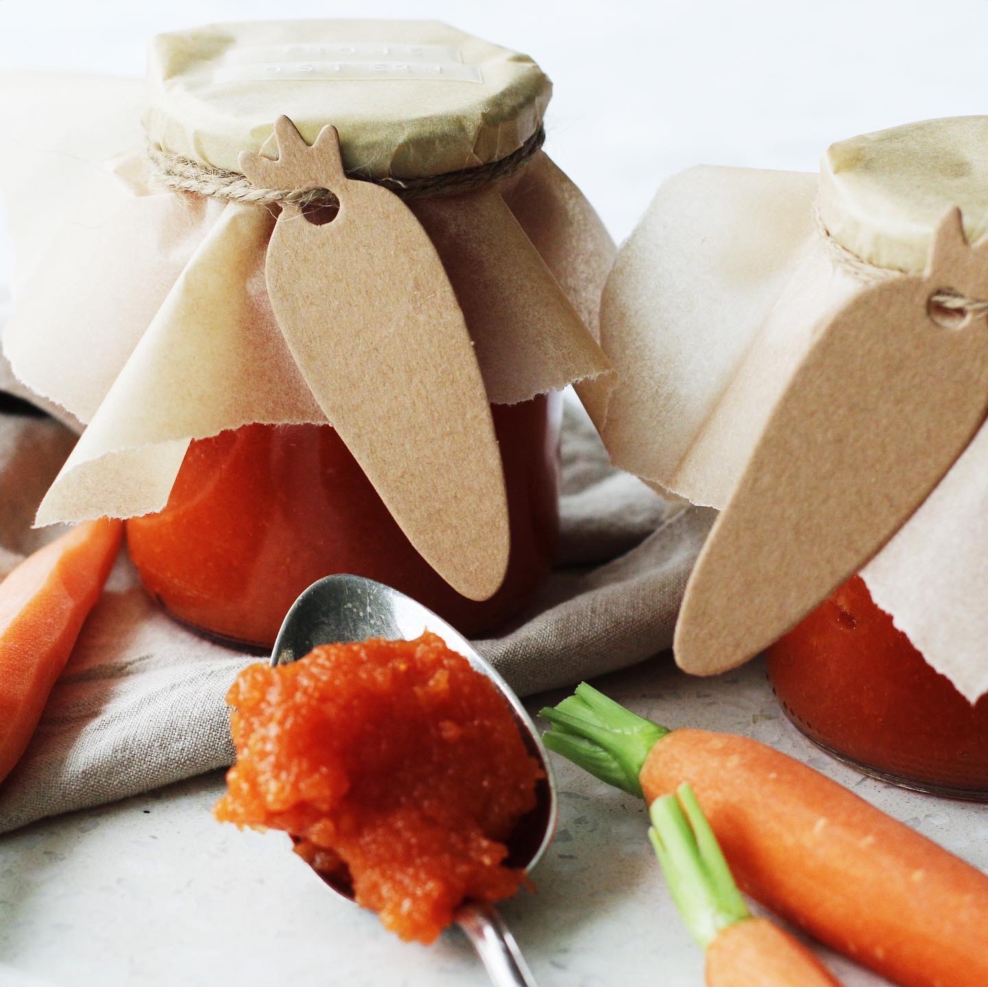 Süßer Karotten-Aufstrich als DIY-Ostergeschenk