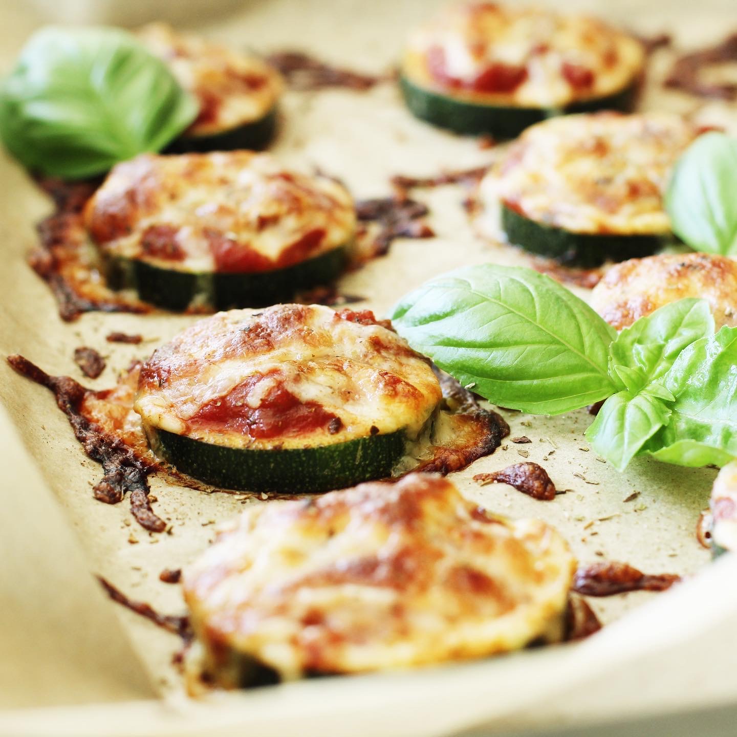 Zucchini-Pizzen: die ideale Mogelpackung für kleine Feinschmecker!